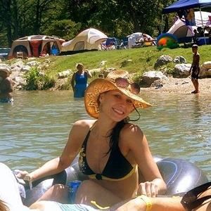 Meet your Posher, Candice